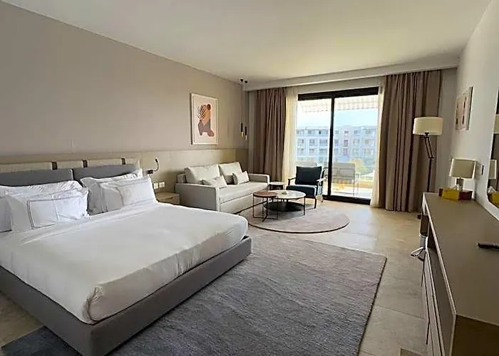 Hotel The G Einbay Golf 5*